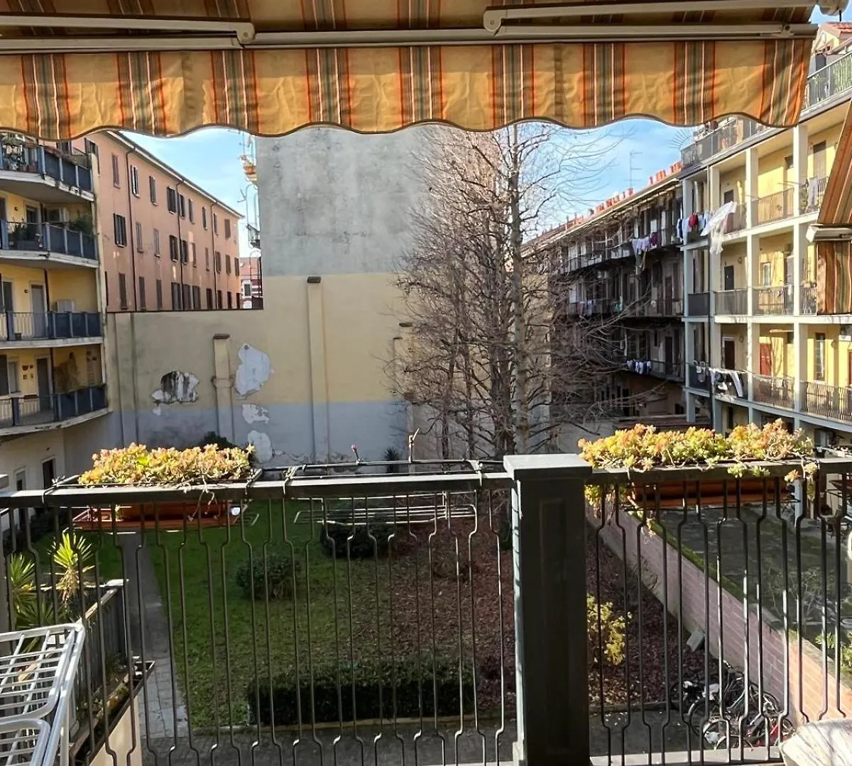 Brio74 Apartamento Milão Itália